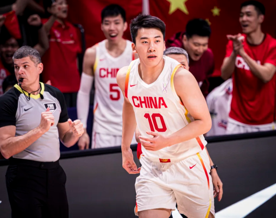 轻轻松松, 此役 轻轻松松, 此役