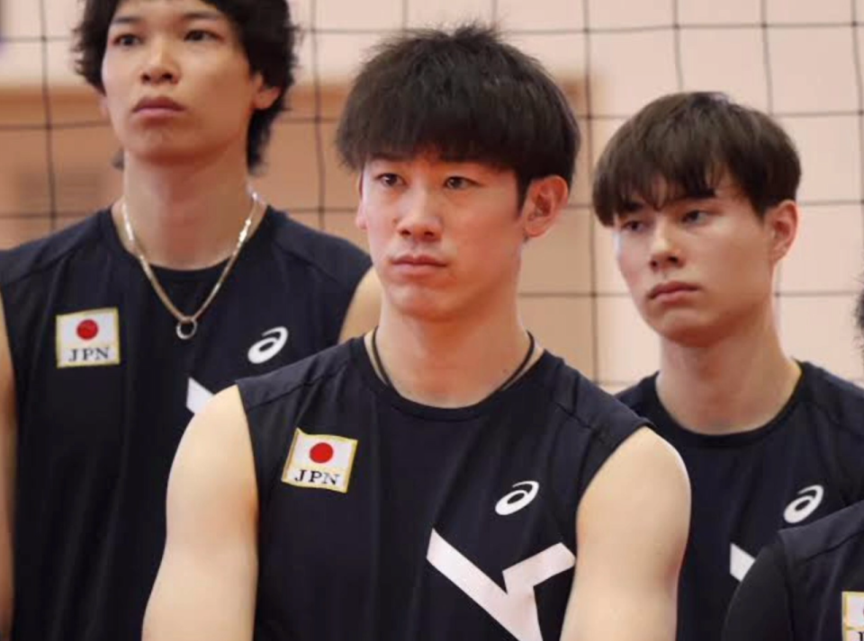 实现登顶的, 力争时隔