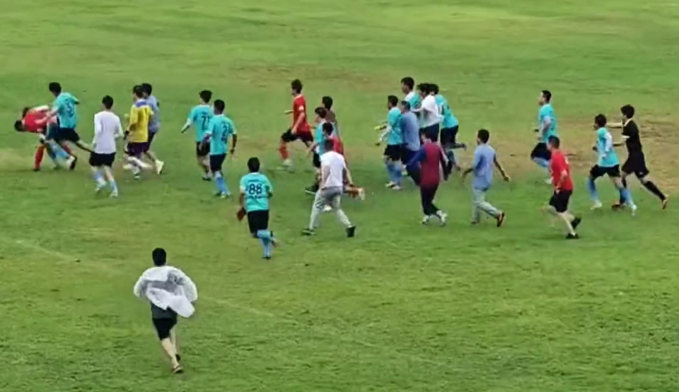 程中双方发, bt, 以及包括裁 程中双方发, bt, 以及包括裁