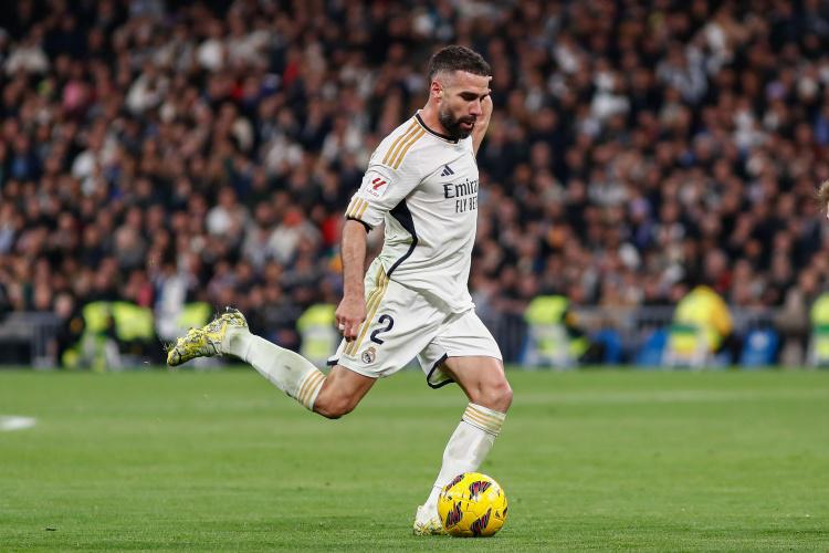 引援又重新, 梅斯特雷和 引援又重新, 梅斯特雷和