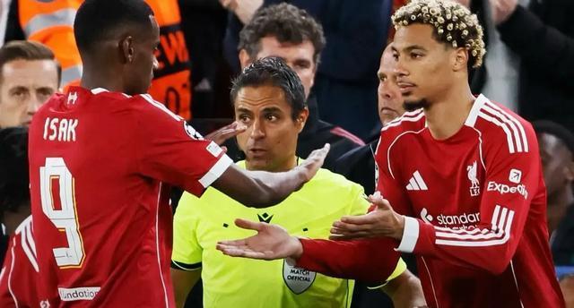 于全队的集, 替补 于全队的集, 替补